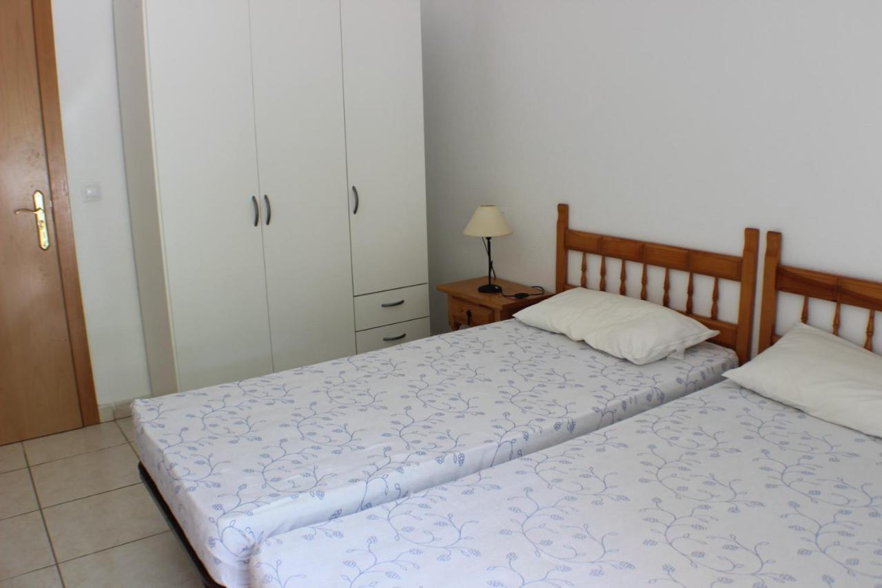 Port Estrella 24 Villa Roses Kültér fotó